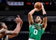 熊猫体育-塔图姆与50激战澳大利亚队分钟，比赛局势复杂胜负难料！，JackeyLove焦点对战赢得满堂喝彩的简单介绍