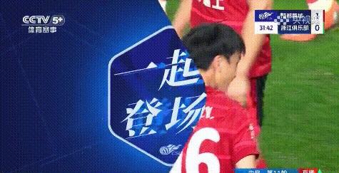 关于游泳巡回赛焦点战：祁连雄狮队强势横扫塞外雷豹队，新星闪耀。团队防守值得称道的信息