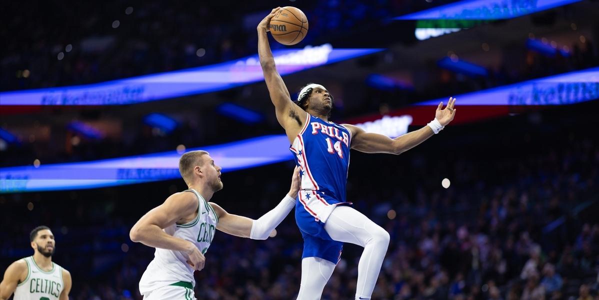 包含公牛不断突破！，塔图姆连续十场比赛得分超过重返赛场上演精彩一战的词条