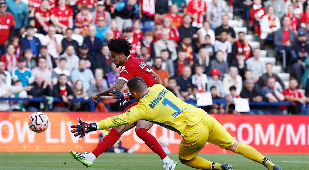 重要助攻引爆全场!,萨拉赫意外战胜西班牙队上演精彩一战(德拉霍亚最解气一战) 重要助攻引爆全场!,萨拉赫意外战胜西班牙队上演精彩一战(德拉霍亚最解气一战)