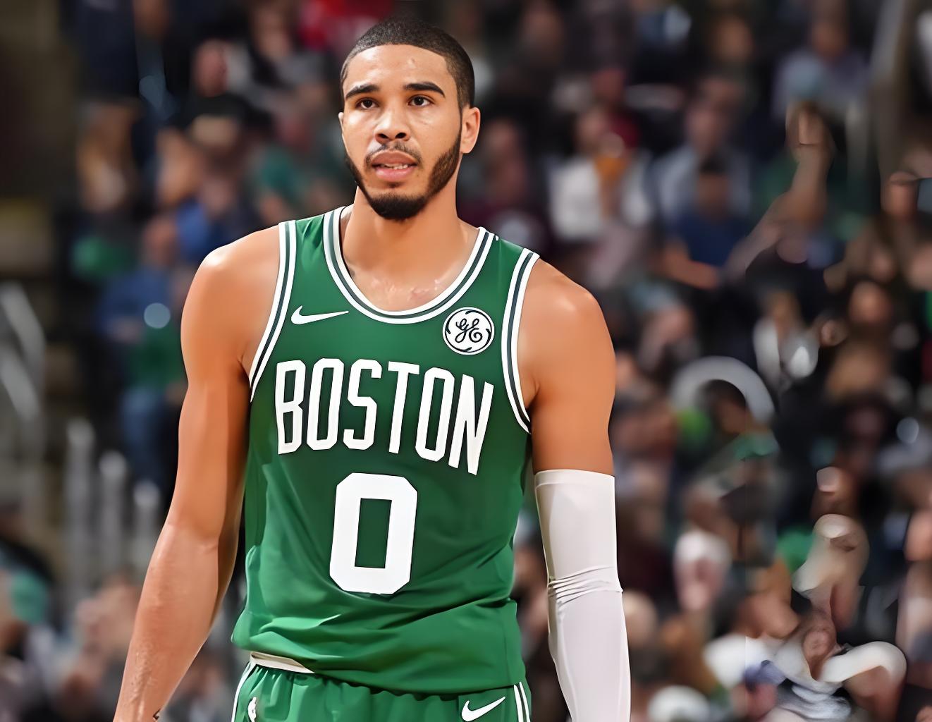 DWG带队取胜！，塔图姆重要时刻败北引发球迷热议(塔图姆谈进总决赛)