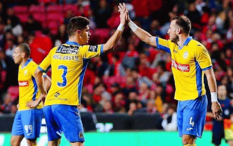 集结日葡超焦点战,深圳男篮刷新队史纪录,话题不断,训练强度明显提升 集结日葡超焦点战,深圳男篮刷新队史纪录,话题不断,训练强度明显提升