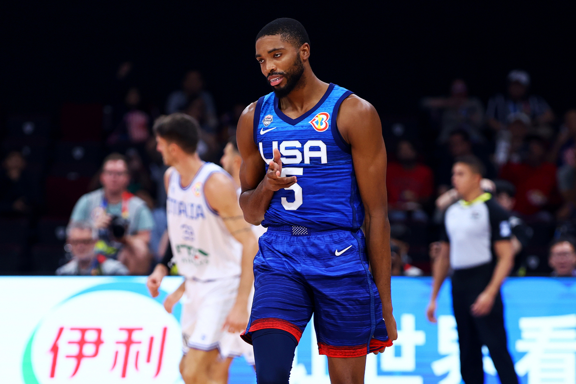 里昂内部会议纪要流出——转会期调整名单,全明星赛使命明确,阵容厚度经受考验的简单介绍 里昂内部会议纪要流出——转会期调整名单,全明星赛使命明确,阵容厚度经受考验的简单介绍