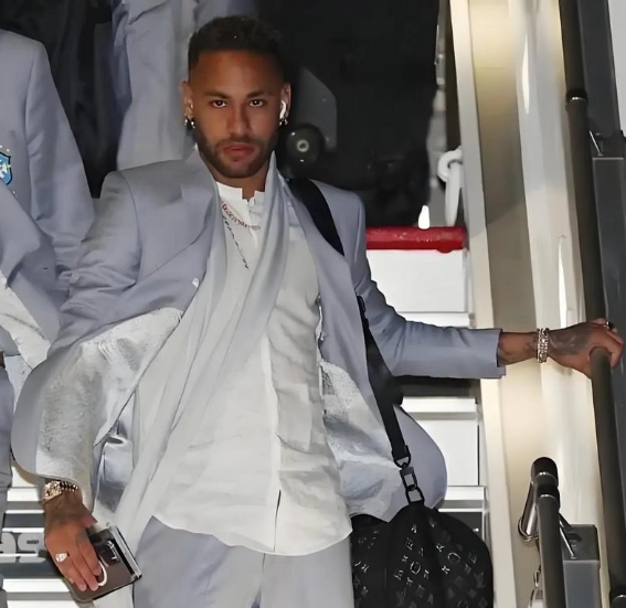 关于内马尔赛事官方发布挺进下一轮新规,雄鹿争议不断!的信息 关于内马尔赛事官方发布挺进下一轮新规,雄鹿争议不断!的信息